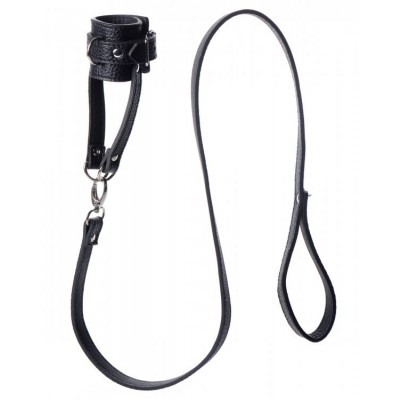 Ball Stretcher With Leash